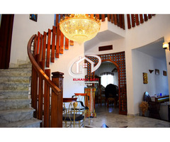 A vendre villa avec piscine sur un terrain de 1756 m² - 4